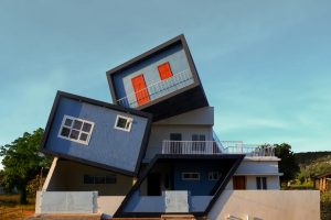 Immobilier atypique : définition, opportunités et règles de ce marché spécifique