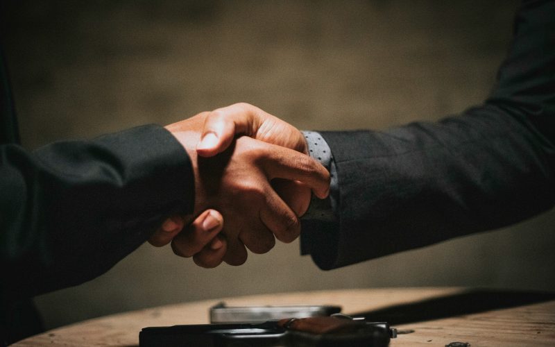 Agent immobilier en rendez-vous professionnel